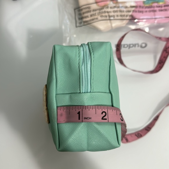 Hair, Skin and Face patch letter cosmetic case 3 pc bundle - Picture 13 of 14